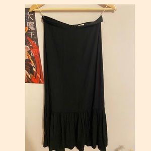 Aritzia Wilfred Fatale Skirt in Black